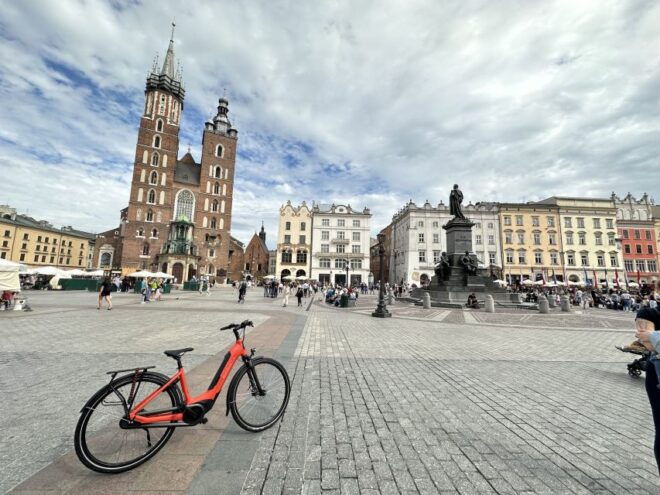 3-Hour Small Group Tour on Bosch E-Bike - New Bikes! - Bike Features
