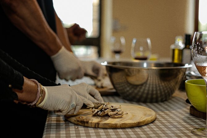 3-Hour Tuscan Cooking Class With Wine & Oil Tasting - Traditional Tuscan Recipes