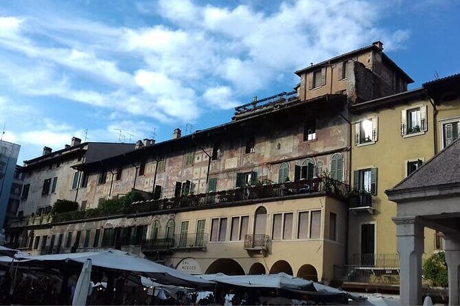 3-Hour Walking Tour with Guide Discovering Verona - An In-Depth Look at the Verona Walking Tour