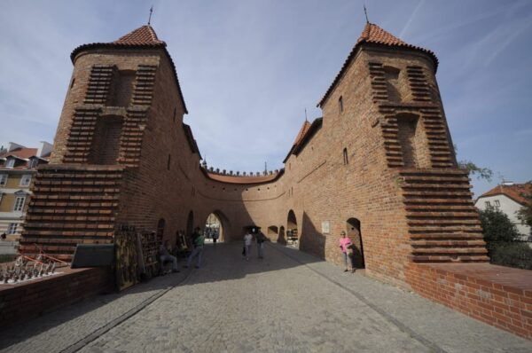 3 Hour: Warsaw Old Town With Royal Castle /Inc. Pick-Up/ - Booking Information