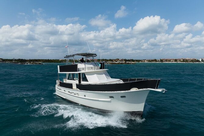 3 Hours - 53 Hatteras - Tulum, Playa Del Carmen, Riviera Maya - What To Expect on the 3-Hour Hatteras Cruise