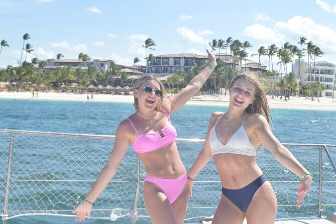 3 Hours Amazing Punta Cana Boat Party with Pickup - FAQ