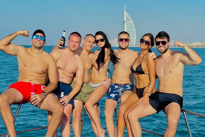 3-Hours Dubai Marina 50ft Private Luxury Yacht Sightseeing Tour - Yacht Features