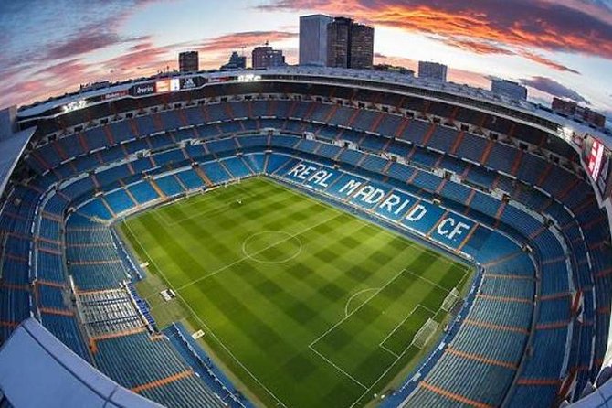 3 Hours E-Bike Tour From the City Center to Real Madrid Stadium and Its Museum - Tour Highlights