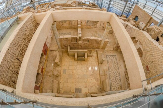 3 Hours Ephesus and Terrace Houses Tour From Kusadasi Port - Tour Experience