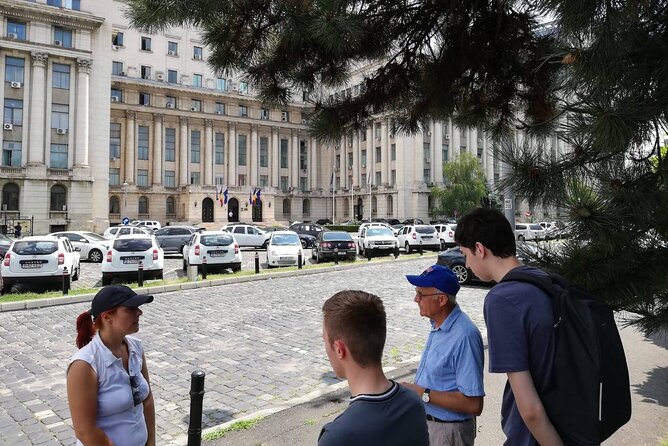 3 Hours Private Tour in Bucharest: The Real Tour of Communism - The Sum Up