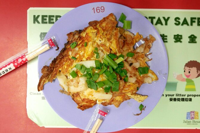 3-Hours Private Walking Tour Street Food Gourmet in Singapore - Private Walking Tour Details
