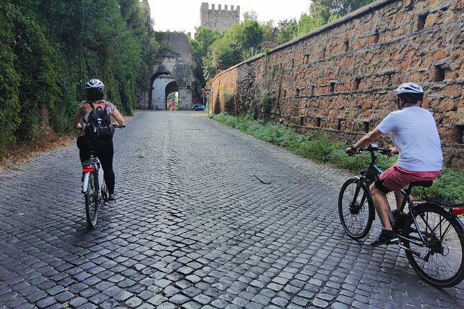 3 Hours Rome Bike Tour With the Entrance to the Baths of Caracalla - Cancellation Policy