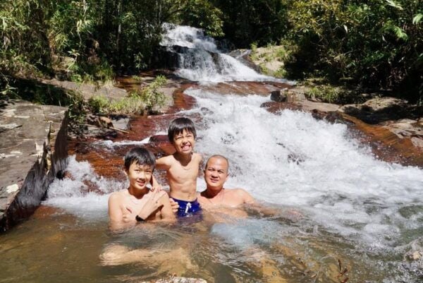 3-Hours Trekking Tour to Hidden Waterfall and Sturgeon Farm - Location and Transportation Information