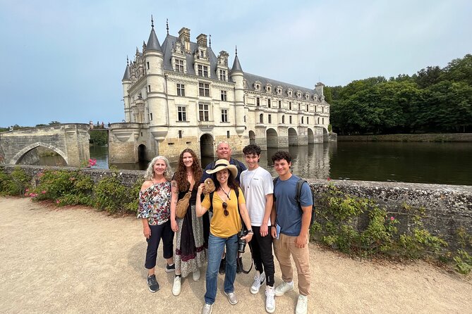3 Loire Valley Castles and Wine Tasting Private Guided Tour - Tour Highlights