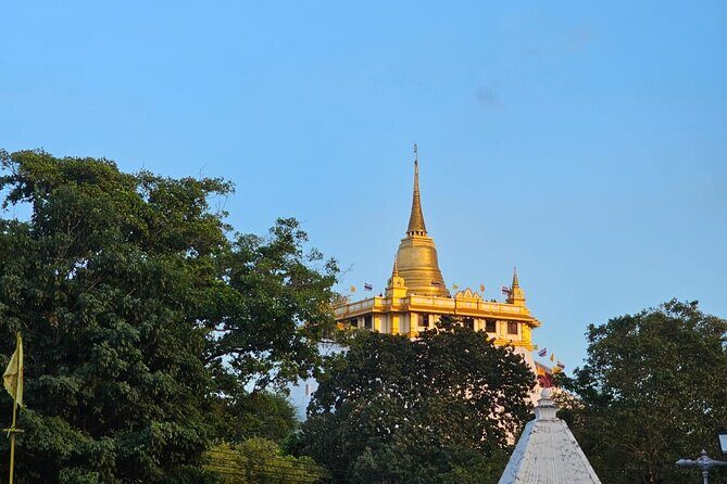 3 Remarkable Temples Walking Tour in Bangkok - Practical Considerations