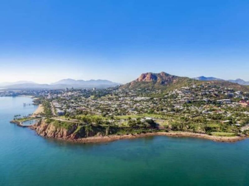 30 Minute Scenic Flight Magnetic Island - A Closer Look at the 30-Minute Scenic Flight Experience