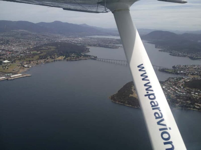 30 Minute Scenic Hobart Plane Flight - Introduction