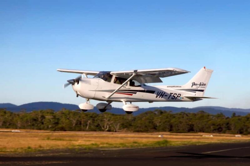 30 Minute Scenic Hobart Plane Flight - Good To Know