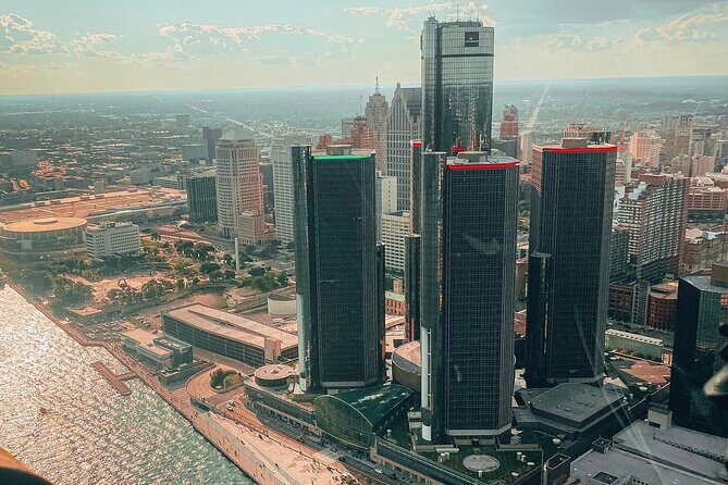 30 Minutes Private Downtown Detroit Helicopter Ride - Good To Know