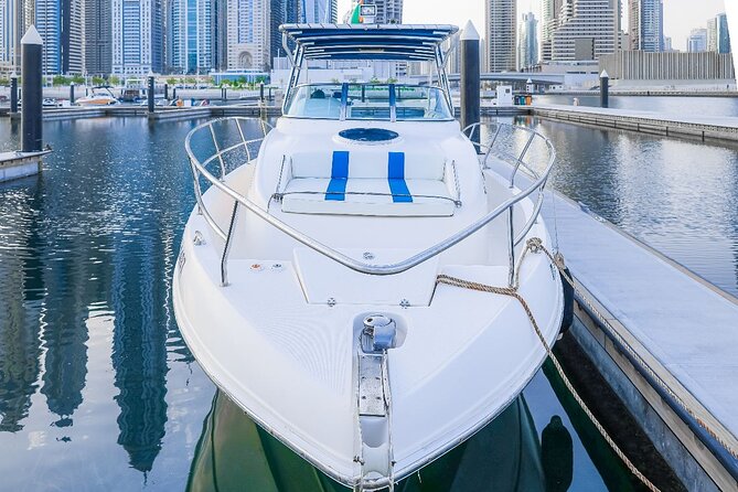 33Ft Private Yacht Rental On New Years Eve 2025 - Common Questions