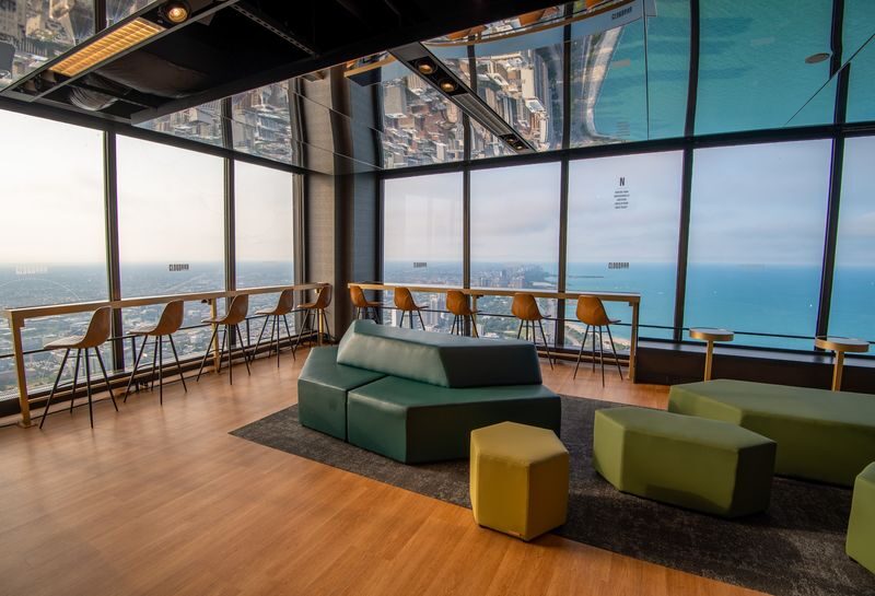 360 Chicago Observation Deck Ticket - Choose your hour with the weather and light in mind