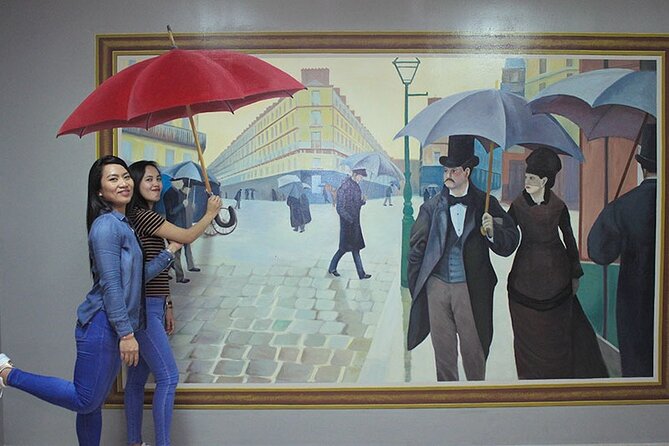 3D World Selfie Museum in Dubai - Pickup and Participation