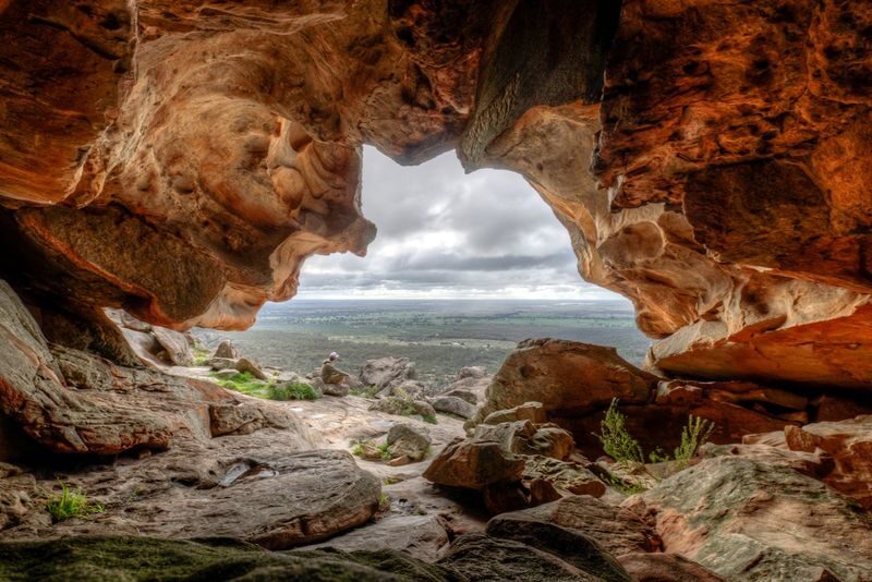 3D2N Great Ocean Road Tour from Melbourne to Adelaide - Walking, wildlife and the guide