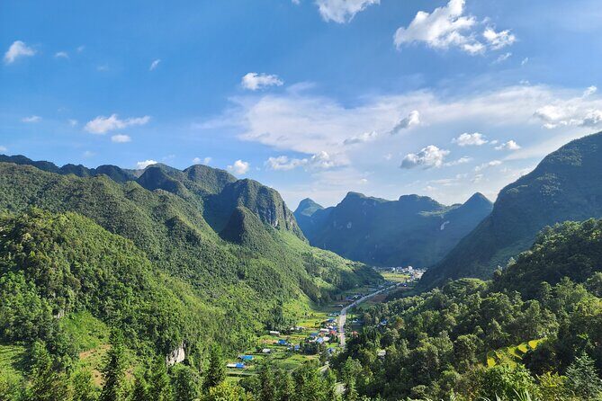 3D2N Ha Giang Cutural Jeep Tour - Day 2: The Majesty of Ma Pi Leng and Beyond