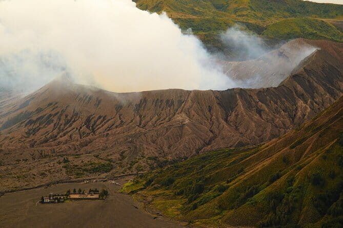 3D2N Mount Bromo Ijen Blue Fire with 4-Star Accommodation - FAQ