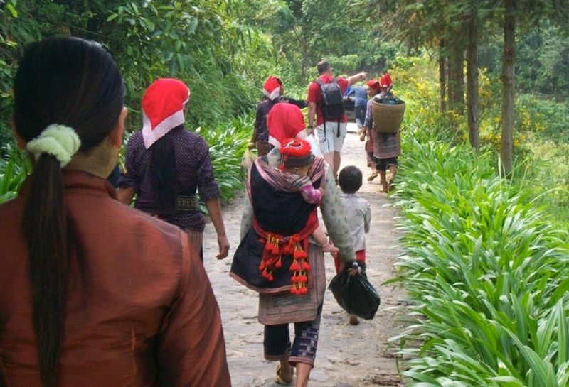 3D2N Sapa Trekking Standard Tour from Hanoi - Day 2: Lao Chai and Ta Van, where the trek slows down