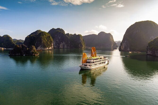 3Day Kayak & Trek to Ha Long Bay and Tamcoc (the 2nd day private) - Authentic & Well-Reviewed Guides