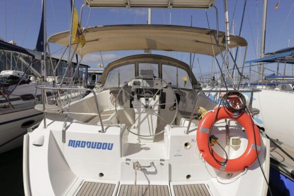 3h Whale Watching Private Tour Beneteau Oceanis 440 - Frequently Asked Questions