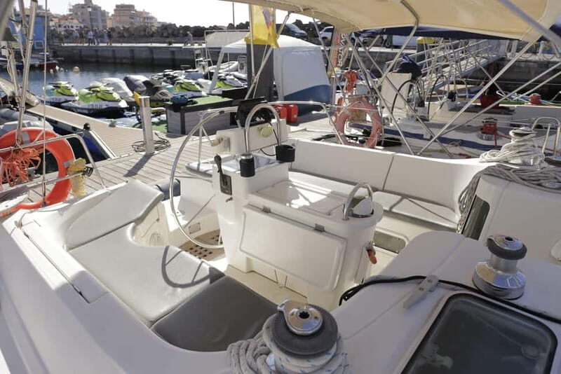 3h Whale Watching Share Tour Beneteau Oceanis 440 - FAQs