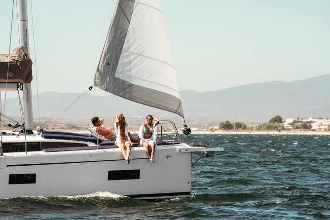 3h30 Private Half Day Luxury Sail-Yacht Cruise - Inclusions