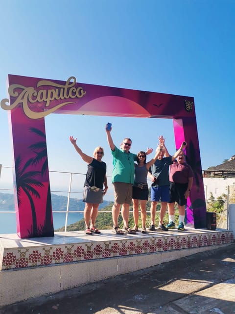 4-6HR ACAPULCO FUN DAY WITH DIVERS SHOW, LUNCH BEACH FRONT - Cliff Divers Show