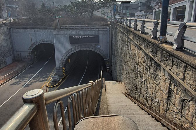 [4 Awards Academy Winner] "Parasite" Sympathized With the World Halfday Tour - Sympathizing With the World Through the Tour Experience