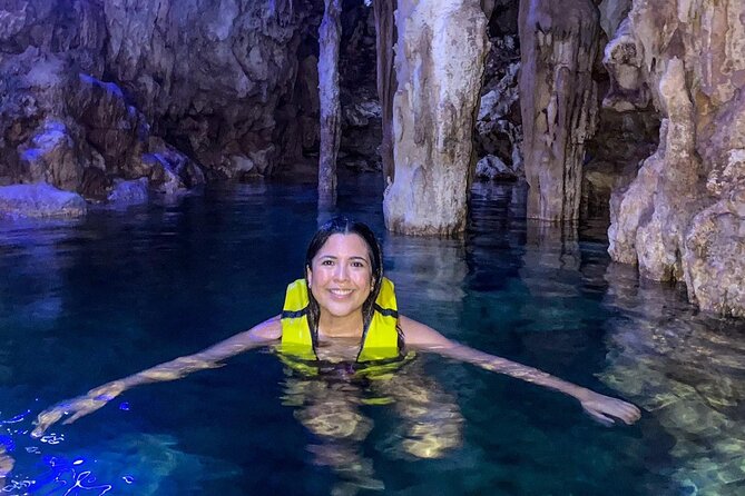 4 Cenotes Full Day Tour From Merida - Cenote Dos Ojos: The Hidden Gem