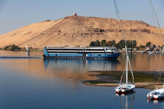 4-Day 3-Night Nile Cruise From Aswan to Luxor - Private Tour - Cruise Staff and Service
