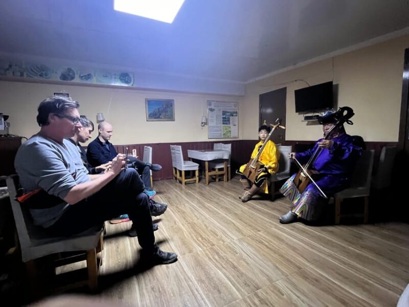 4 Day Best of Central Mongolia tour, Chinggis Khan statue - Exploring the 4-Day Best of Central Mongolia Tour: A Genuine Adventure Into Mongolian Heritage