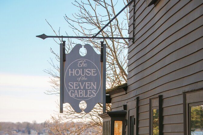 4 Day Boston and North East Coast Exploration - Day 2: Salem and Coastal Charm