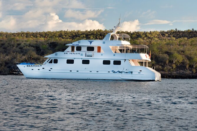4 Day Galapagos Islands Cruise on Board the Seaman Journey - Booking and Pricing