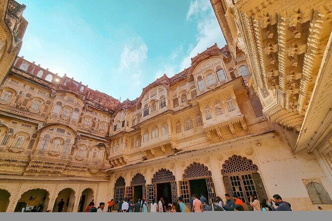 4-Day Golden Triangle Tour-Delhi Agra Fatehpur Jaipur-Taj & More - FAQ