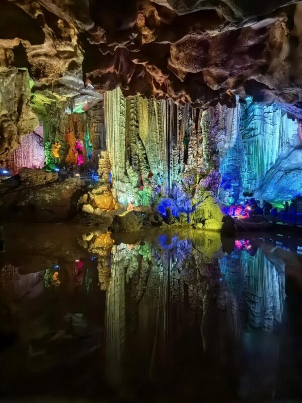 4-Day Guilin Landscape Secret Realm Tour (2-8 people small group) - Small group, guide language, and hotel expectations