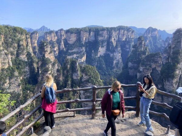 4-Day Highlights of Zhangjiajie With Sunrise Experience - Pricing and Booking