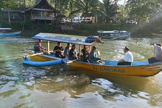 4 Day Jakarta Crater Green Canyon and Volcano Private Guided Tour - Practical Details & Tips