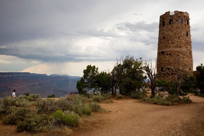 4-Day Las Vegas & the Western Deserts Tour From Los Angeles - Detailed Itinerary
