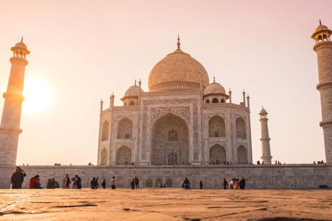 4-Day Luxury Golden Triangle Tour: Agra & Jaipur From Delhi - Accommodation Details