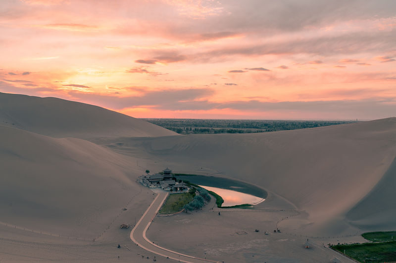 4-Day Luxury Tour of Dunhuang, Gansu (Mingsha Mountain makeup + hardcore off-road exploration of Silk Road ruins) - Day four: clay painting and the airport transfer