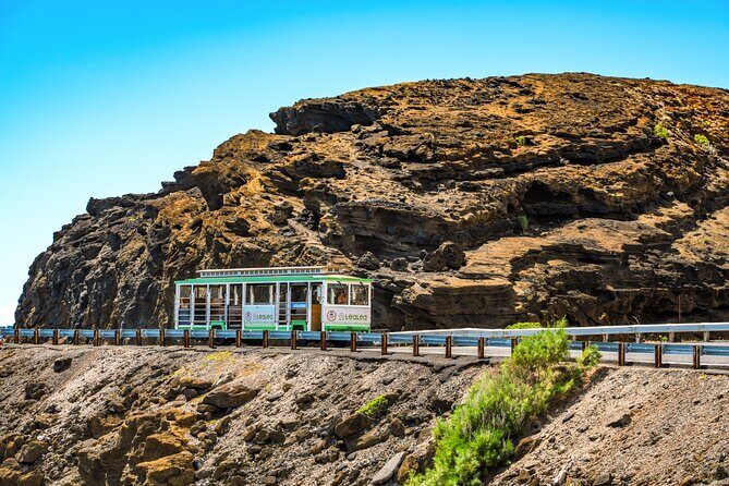 4 Day Pass LeaLea Trolley and Waikiki Trolley Pink Line - The Sum Up