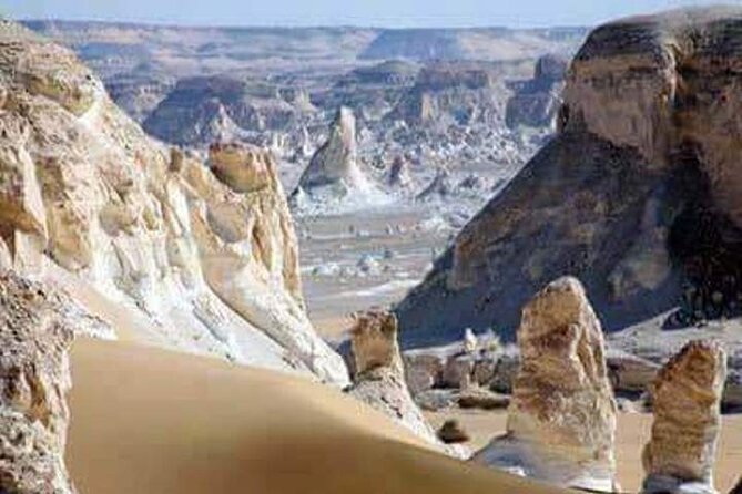 4-Day Private Camping Tour in the White Desert From Cairo Pick up - Inclusive Meals and Dining Options