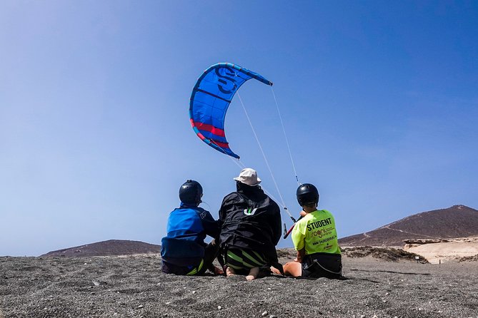 4-Day Private Kitesurfing Lessons for Beginners in Tenerife - Daily Lesson Schedule