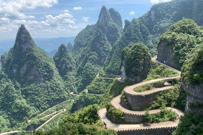 4 Day Private Tour to Zhangjiajie Natural Mountain Majesty - Pickup and Transfer Details