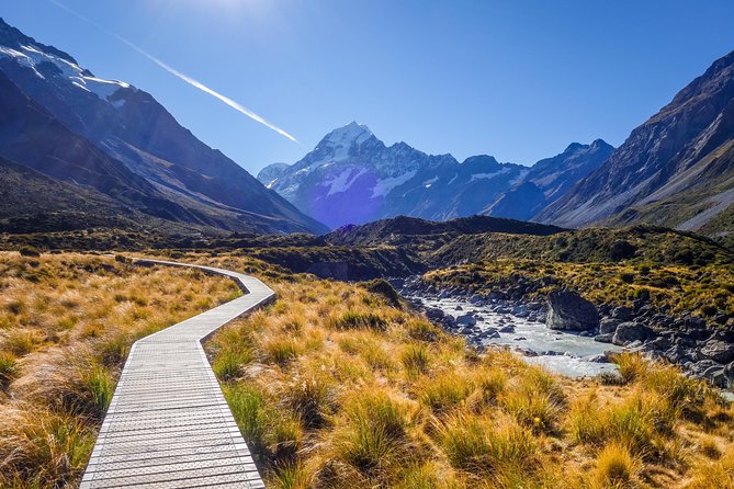 4 Day Southern Circuit: Glaciers, Christchurch and Mt Cook Tour From Queenstown - The Sum Up