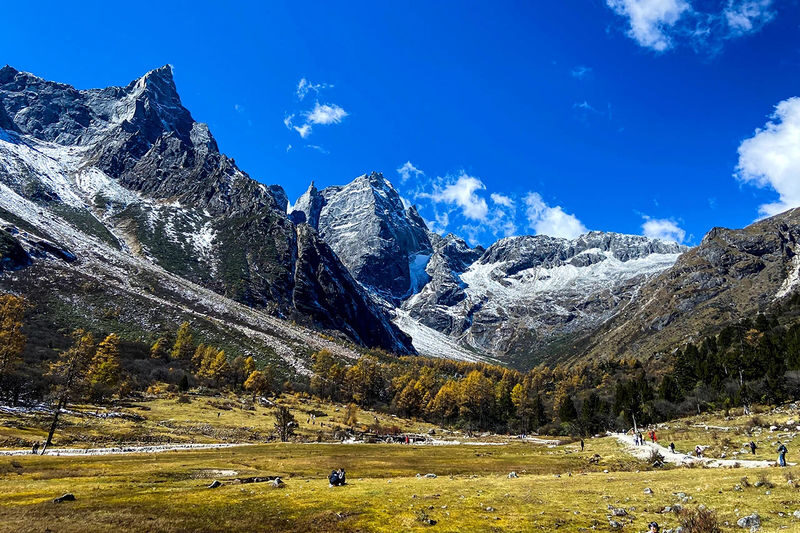 4-day tour around Western Sichuan: Mount Siguniang & Yuzixi - Day 3: Tagong Grassland, Moshi Park and a monastery